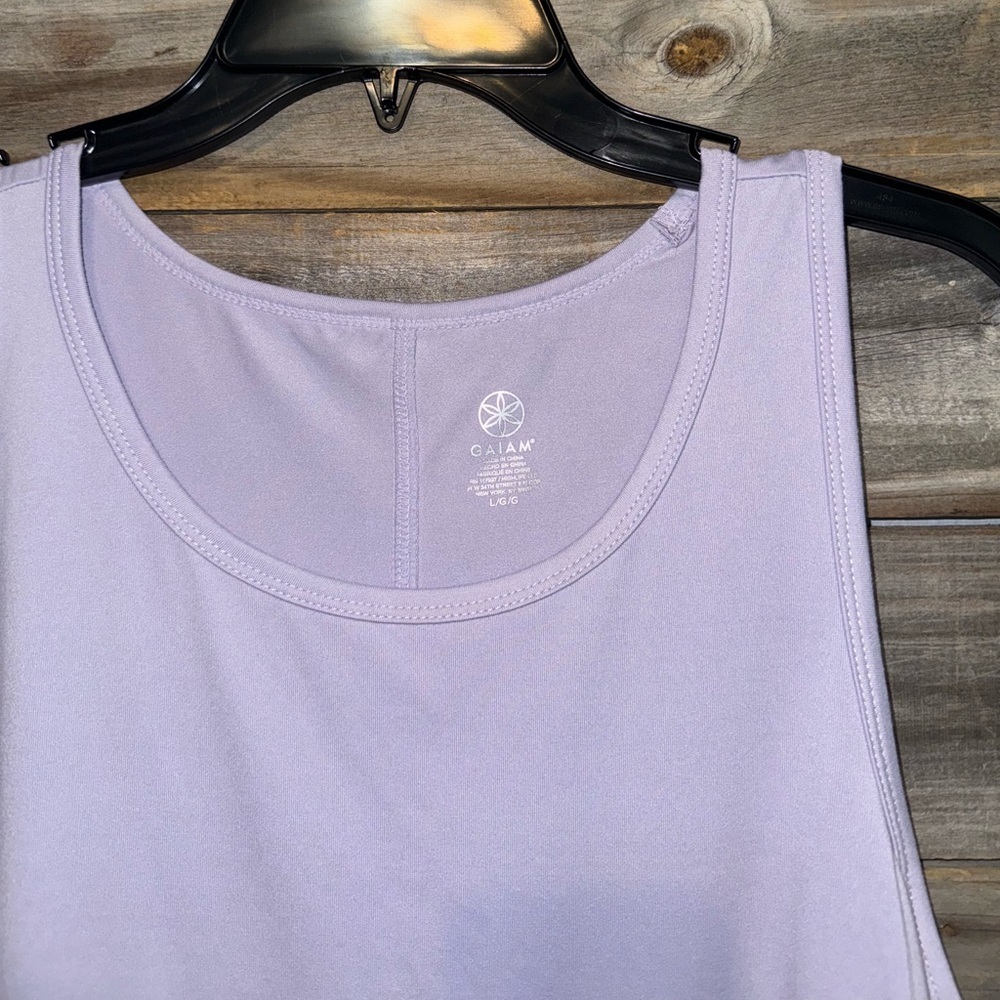 Gaiam relax tank- NWT- large size - Picture 6 of 7